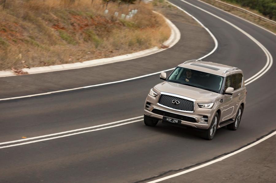  Infiniti QX80 5.6 2018 года  (AU) (фото 9 из 40)
